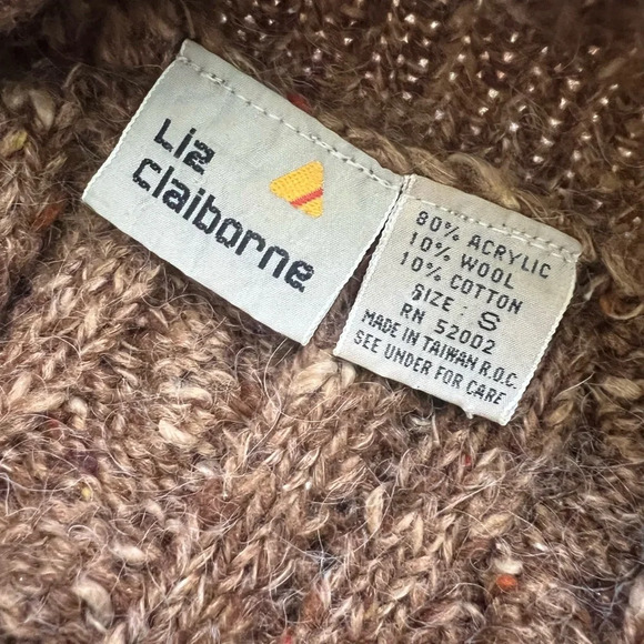 Vintage 80’s-90’s brown cable knit oversized sweater with shoulder pads size S - Picture 8 of 9